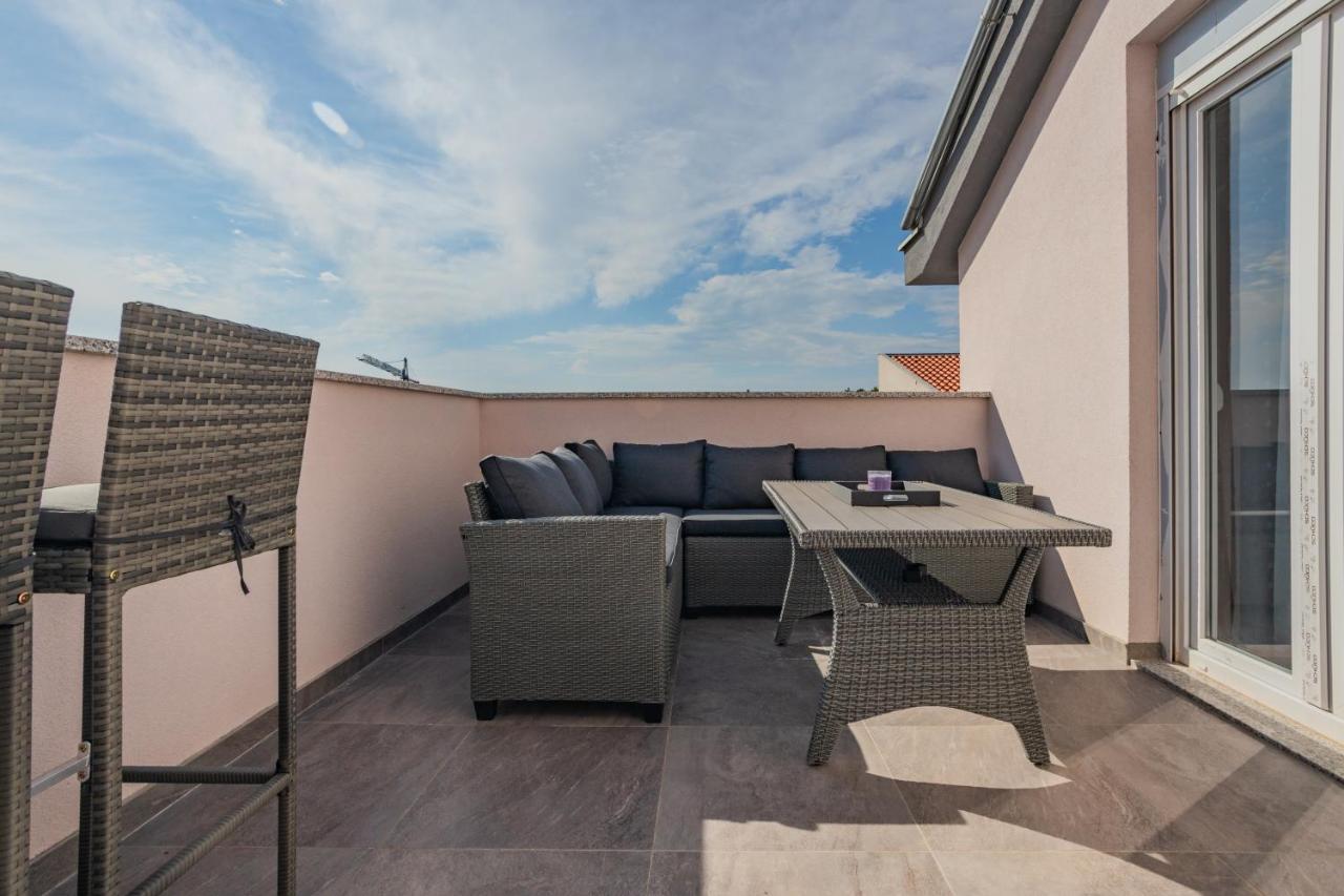 Seaview Apartments Roberta 扎达尔 外观 照片