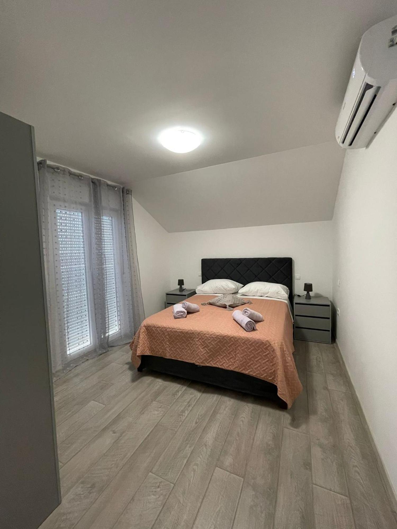 Seaview Apartments Roberta 扎达尔 外观 照片